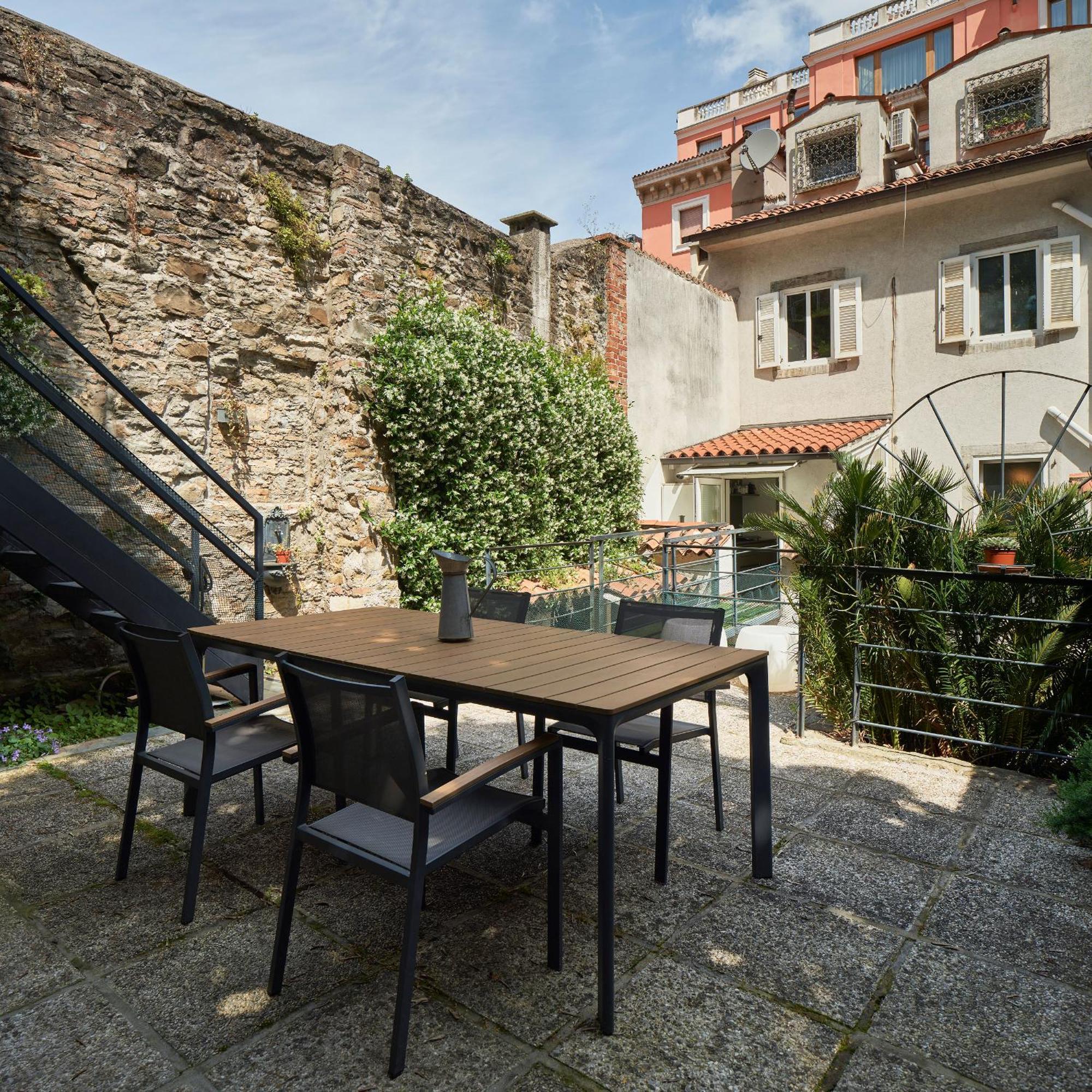 Giardino Segreto, In Centro Lägenhet Trieste Exteriör bild